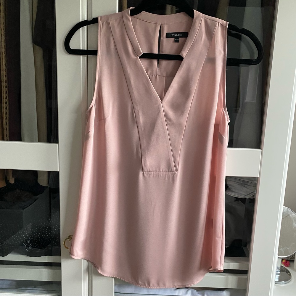 Dusty pink RW&CO v neck blouse. New. Never worn.